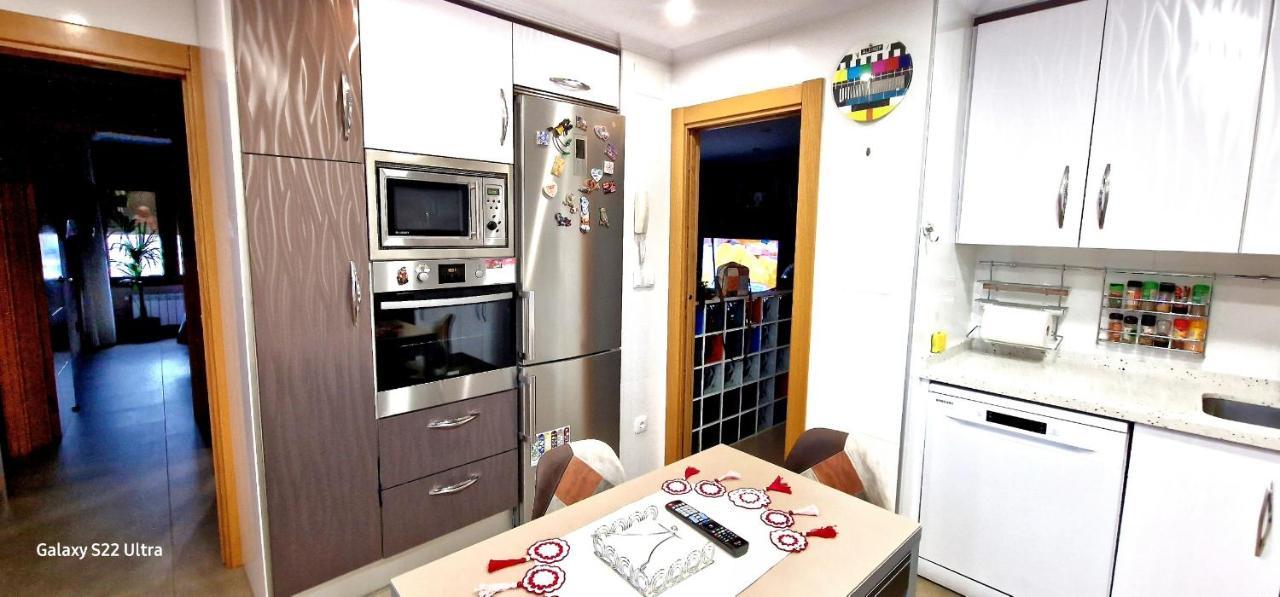 M&J Apartment Gijon Exterior photo